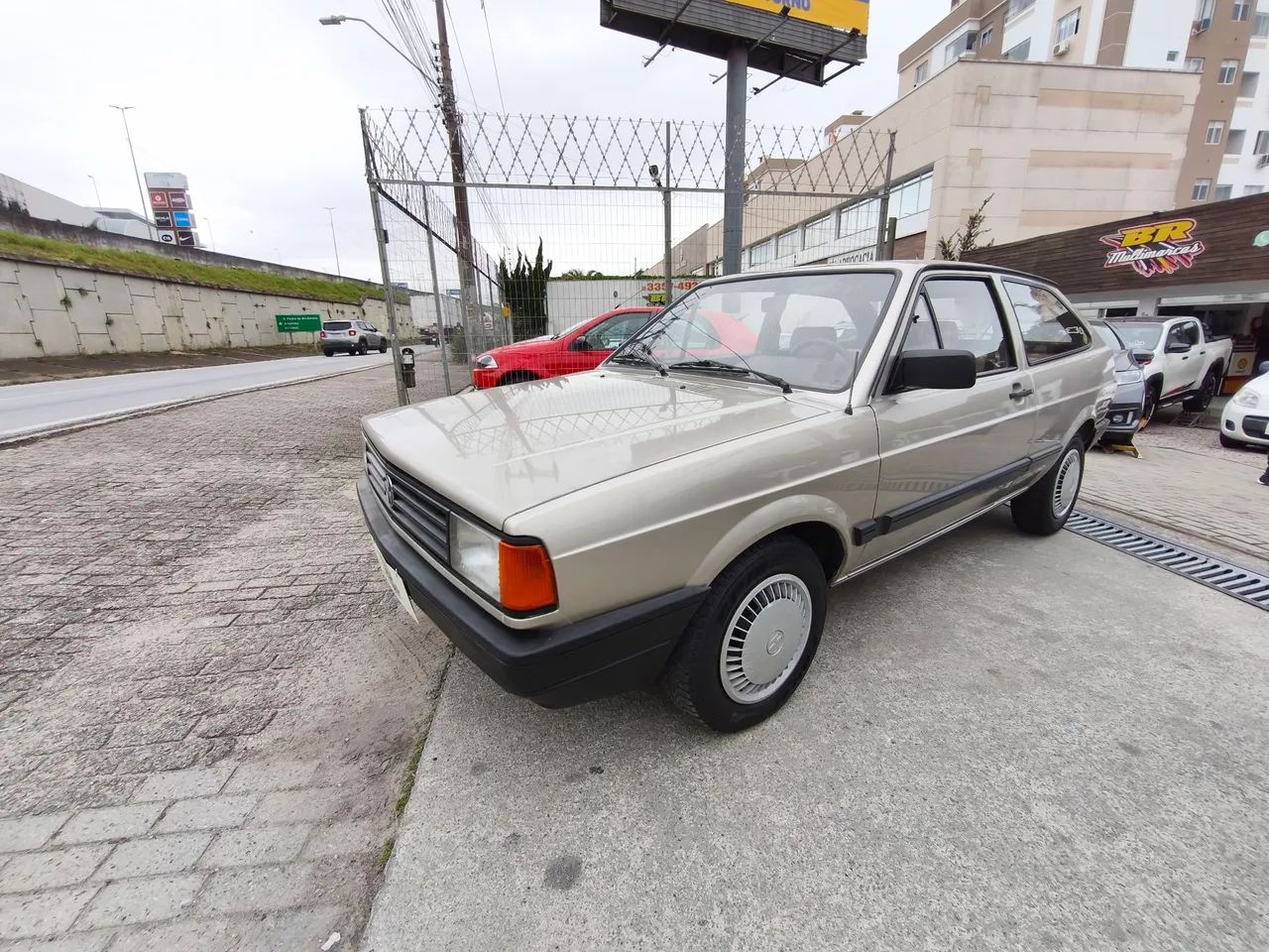 Volkswagen Gol Geração I GL 1.6 8V Álcool Mec. 2P 1989