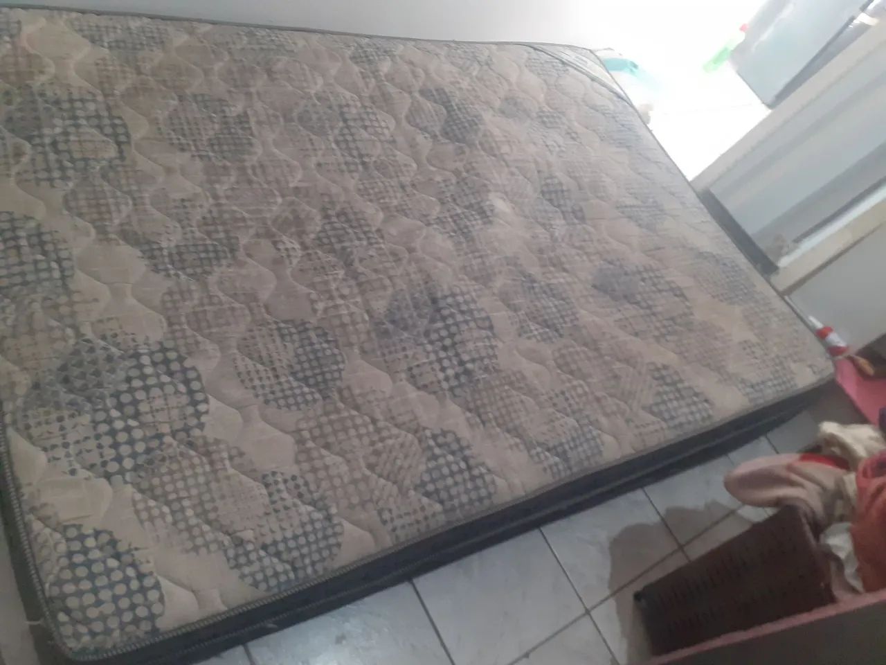 Vende se cama box casal com colchão de molas   - Foto 3
