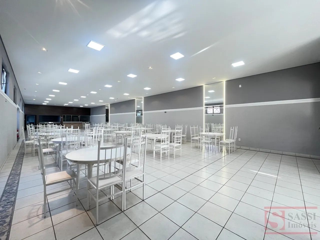 Sala Comercial em VILA QUEIROZ - Foto 2
