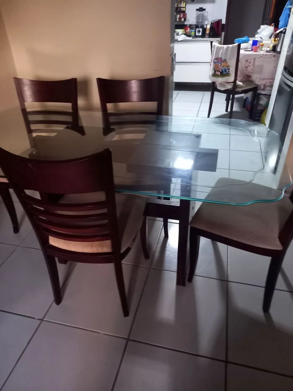 Mesa e cadeiras  - Foto 3