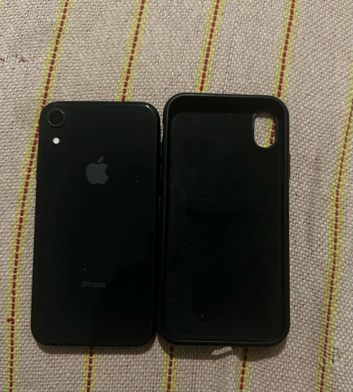 iPhone XR 128 gb - Foto 2