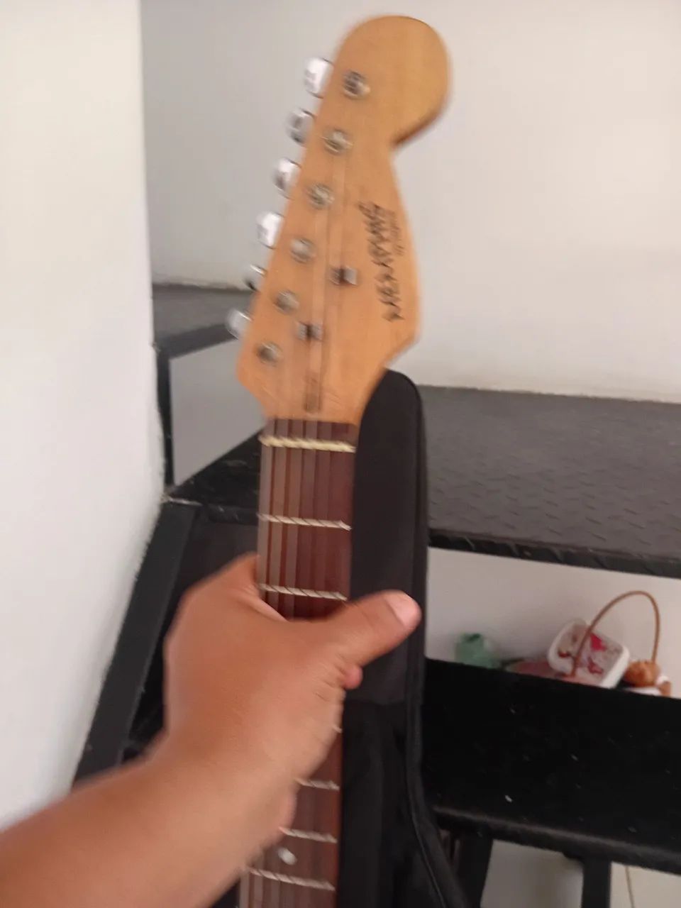 Guitarra Menphi by Tagima - Foto 2