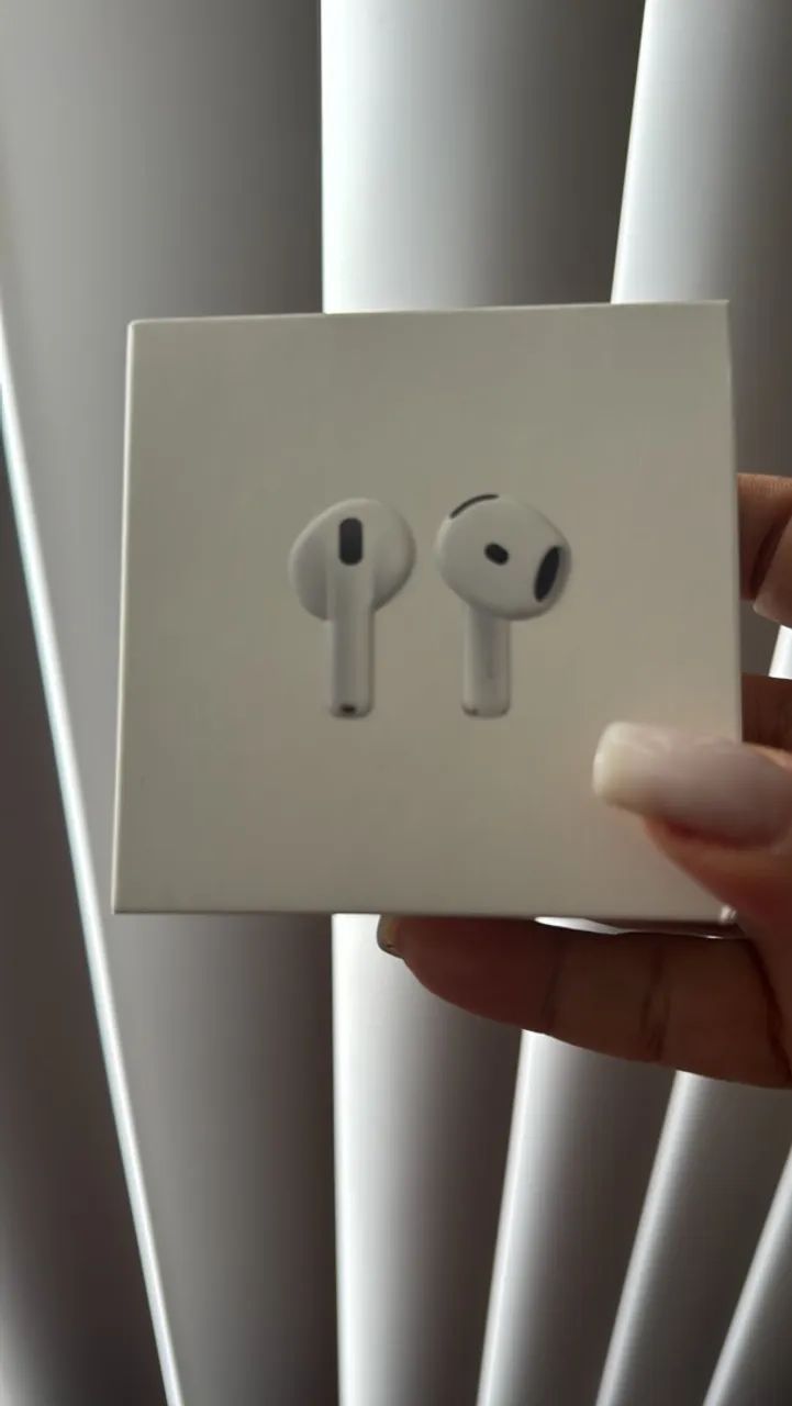 AirPods 4 