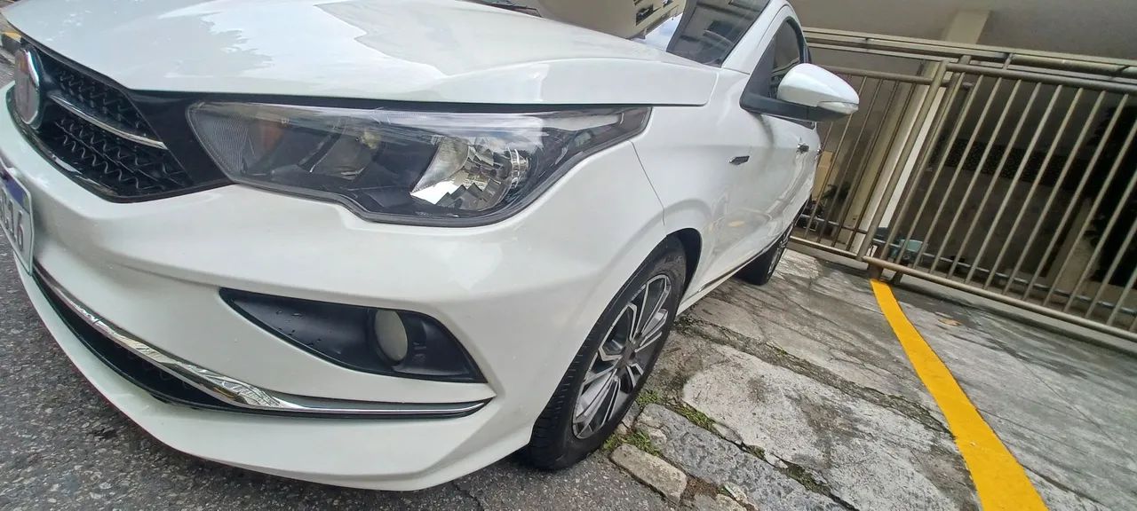 Fiat Cronos Precision 1.8 16V Flex Aut. 2019 - Foto 4