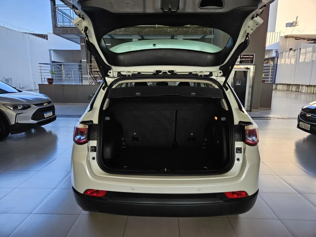 Jeep Compass Longitude 2.0 4X2 Flex 16V Aut. 2019 - Foto 5