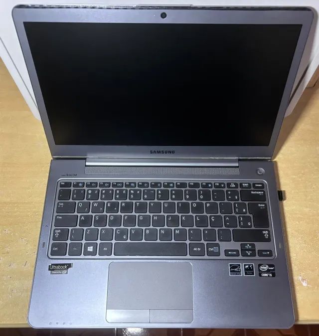 Ultrabook Samsung modelo NP530-U3C/AD3BR - Foto 2