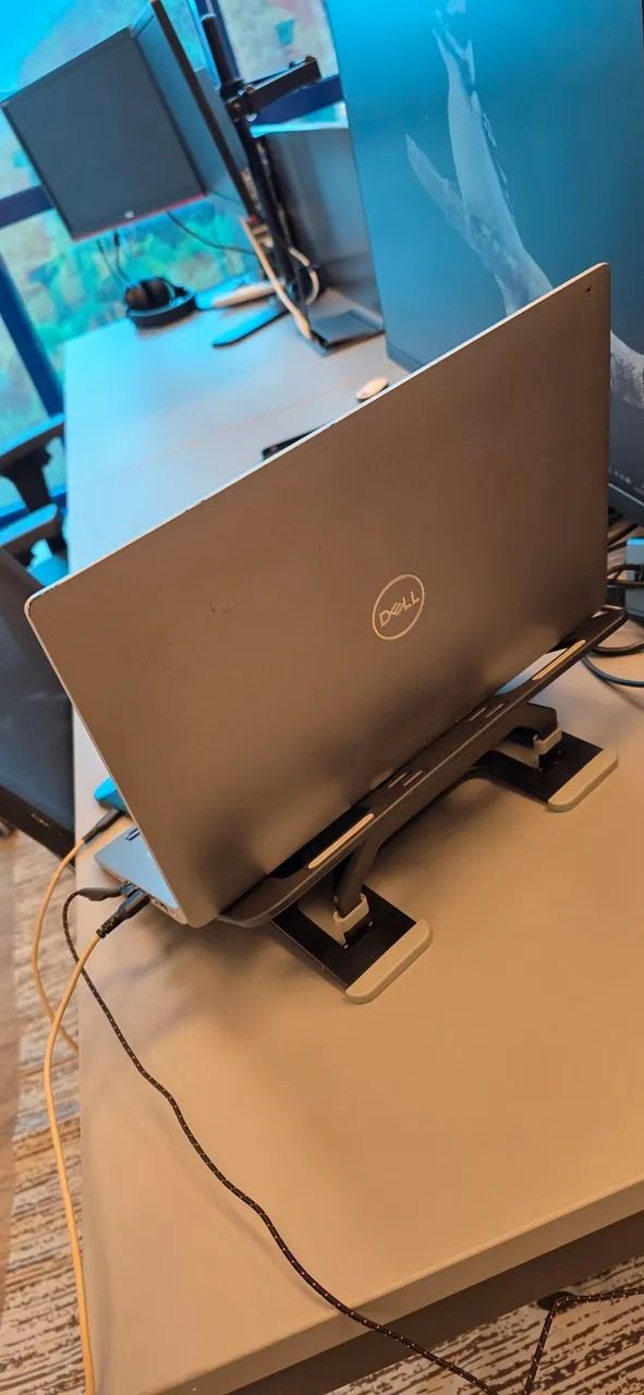 Notebook Dell, 16 GB de RAM, excelente estado.  - Foto 2