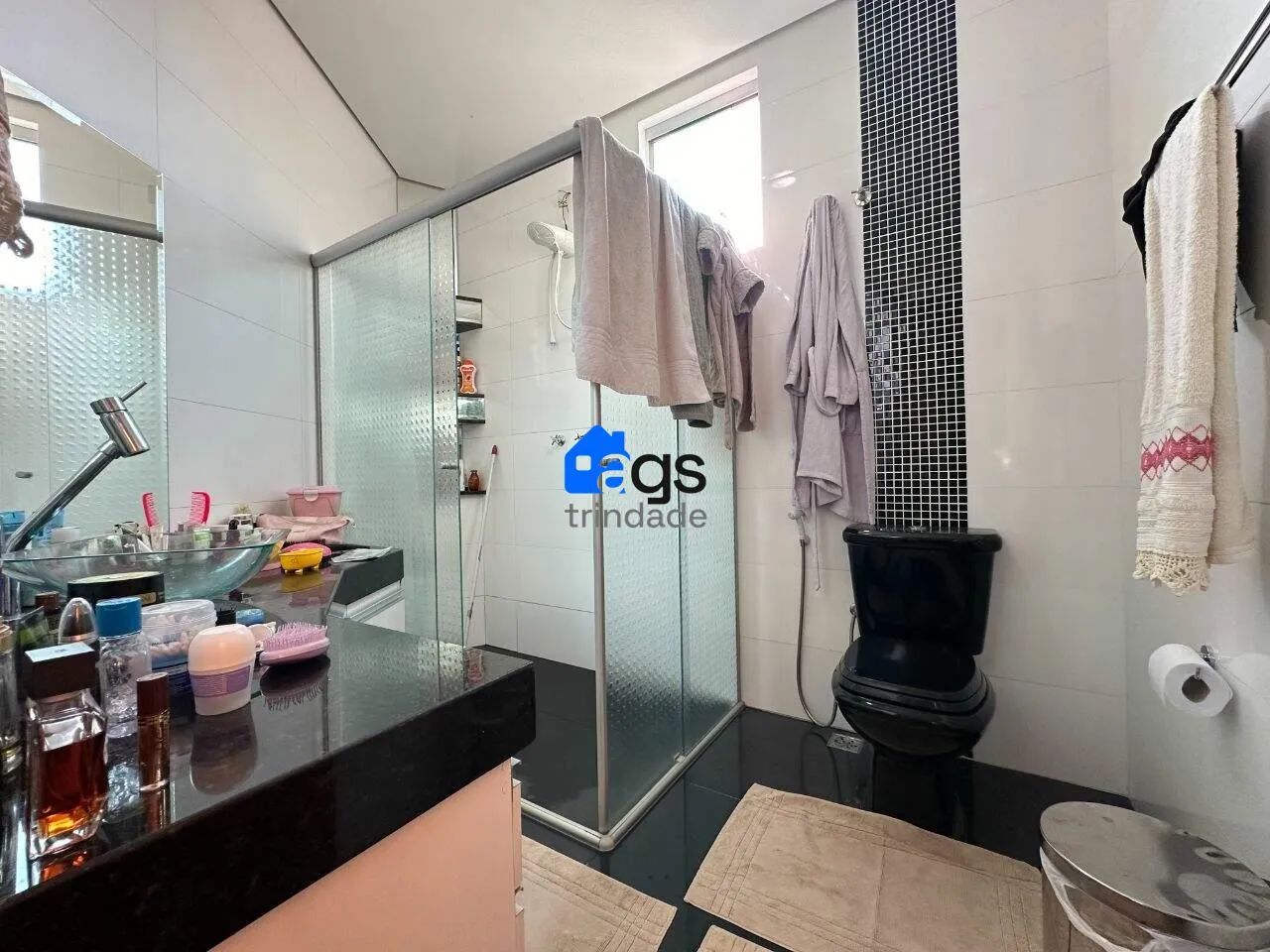 Casa em Bom Destino com 280 m² , 3 quarto(s) , 1 suíte(s) , 4 vaga(s). - Foto 9