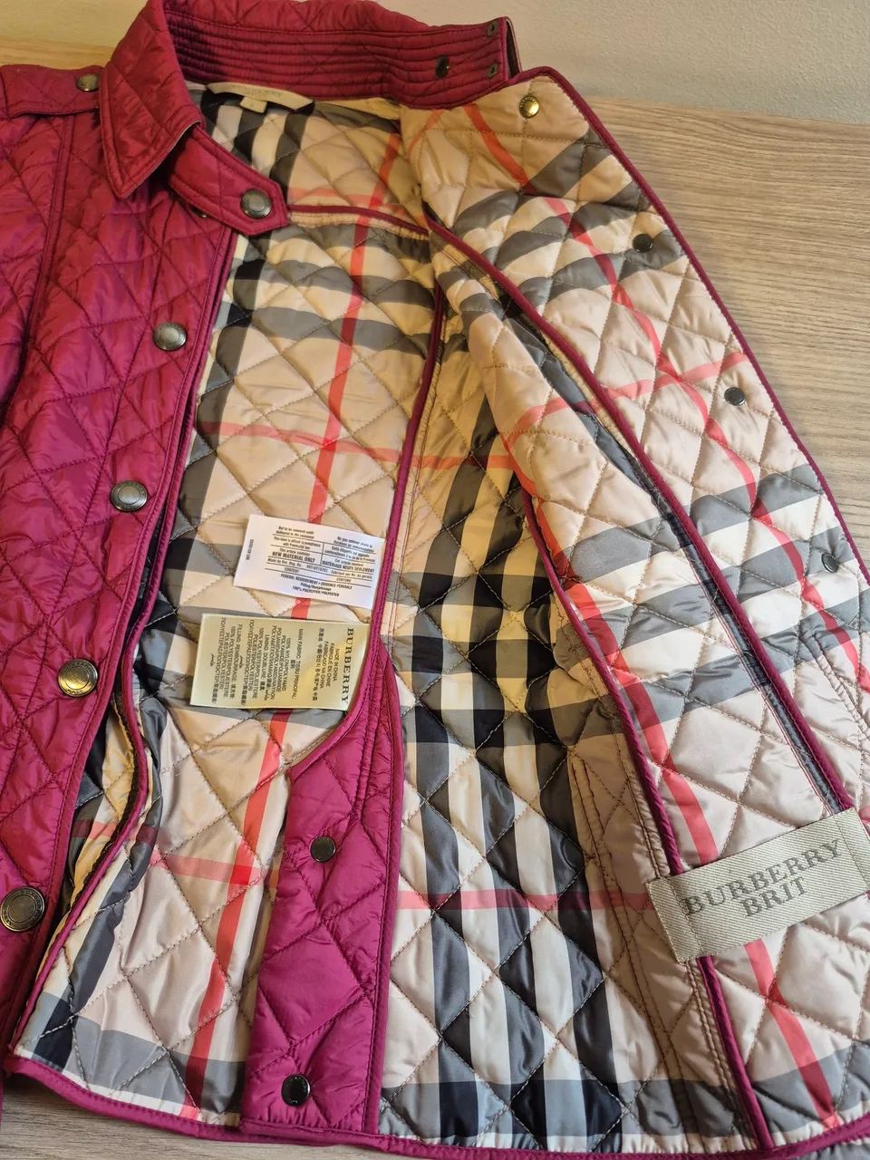 Jaqueta feminina  burberry matelasse - Foto 4