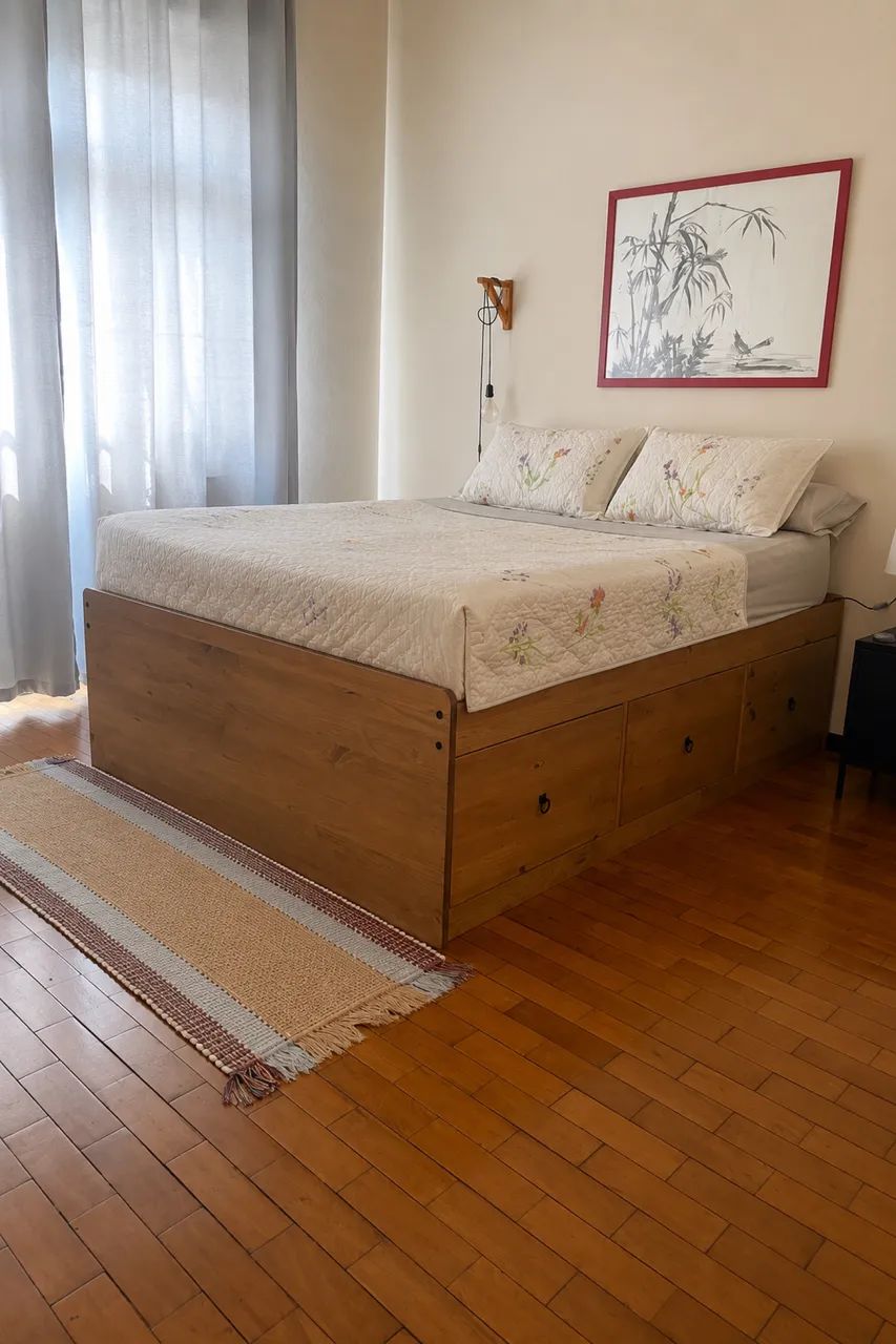 Cama de casal com 4 gavetas