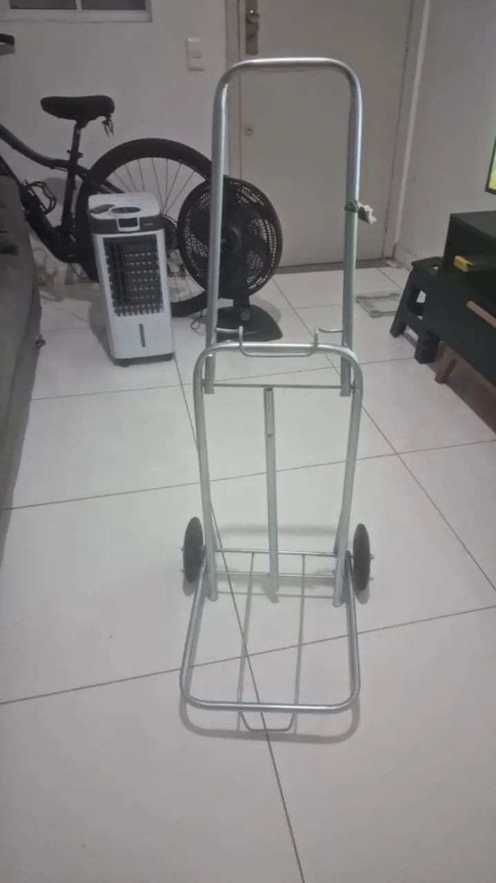 Carrinho com 2 sacolas para Compras no Bras 