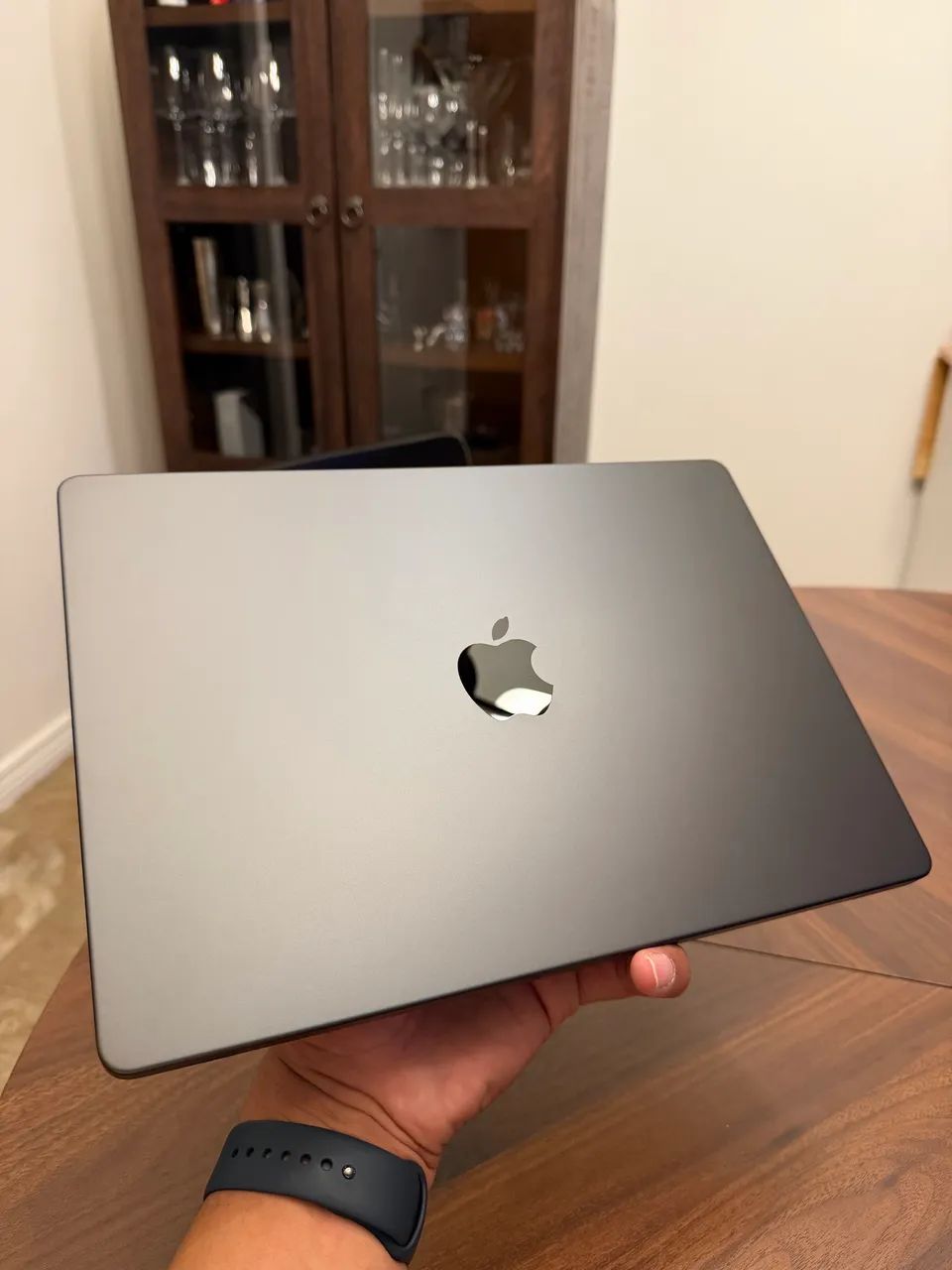 MacBook Pro 14 Apple M5 16GB RAM 1TB SSD - Novo - Notebooks