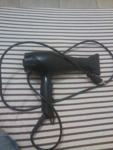 Secador de cabelo