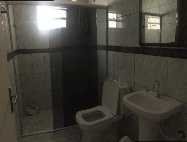 Vendo sobrado na QS 07 com ótima localização, aceitamos financiamento bancário - Foto 4