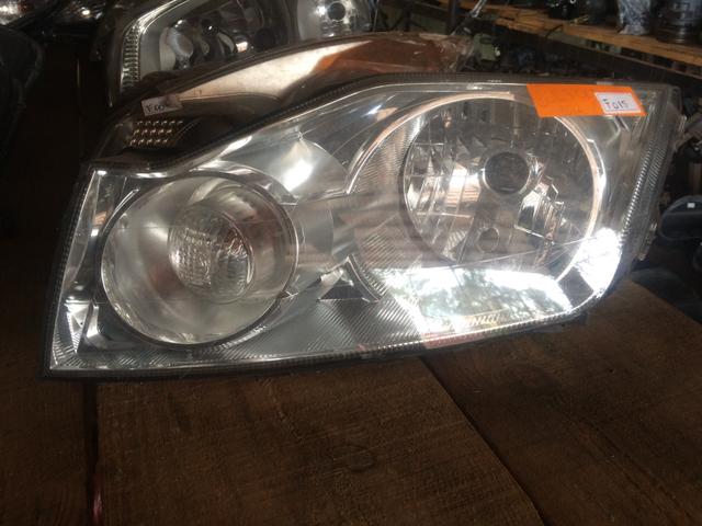 Farol esquerdo eco Sport