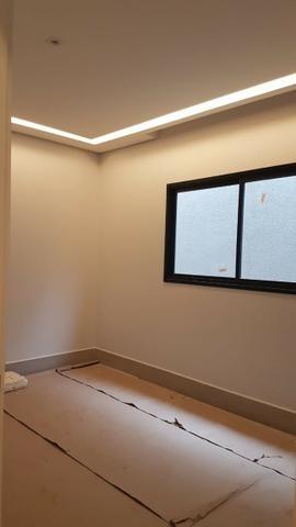 Vicente Pires! Lindissima casa de 3 Suítes, Piscina e Churrasqueira em condominio fechado! - Foto 3