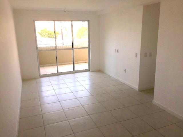 AP0695 Edifício Mistral, apartamento novo, 3 quartos, 2 vagas, piscina, bairro Papicu - Foto 3