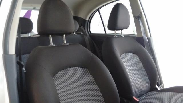 Nissan March S 1.0 2018 - Foto 7