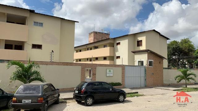 Apartamento com 3 dormitórios à venda, 65 m² por R$ 130.000 - Passaré - Fortaleza/CE