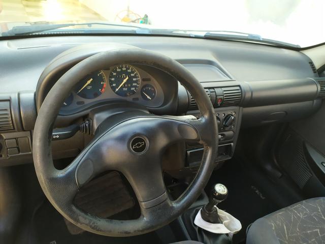Corsa 1.6 gasolina 2002 - Foto 11