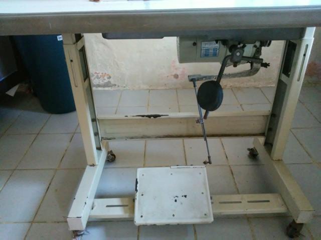 Maquina de costura - Foto 4