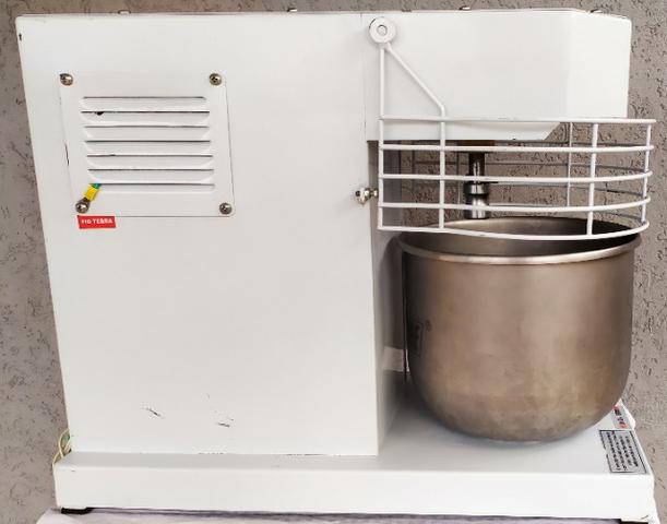 Batedeira planetária Lieme BP 12 SL - Foto 2