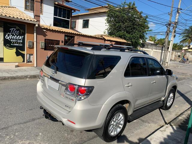 Hillux SW4 nova!!!! Diesel, 4x4, 7 lugares!!!! - Foto 4