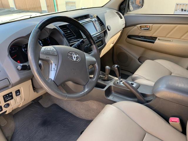 Hillux SW4 nova!!!! Diesel, 4x4, 7 lugares!!!! - Foto 6