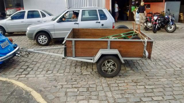 Carrocinha seminova e documentada