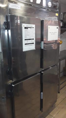 Refrigerador inox Gelopar 4 portas