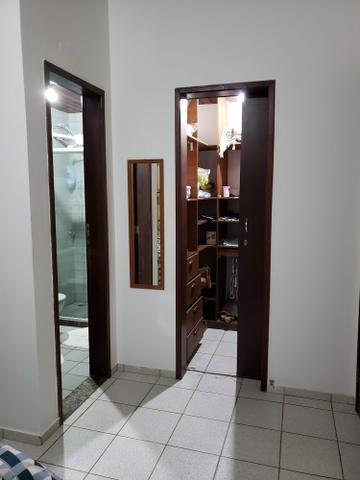 Linda e ampla casa à beira mar - Foto 14