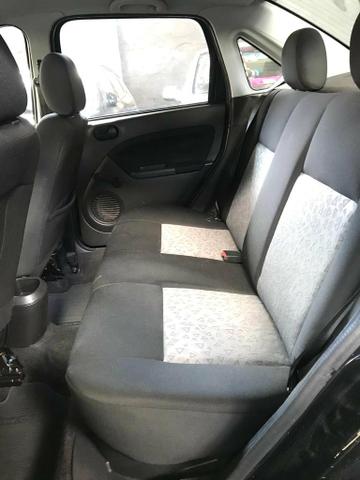 Fiesta sedan 1.6 completo - Foto 2
