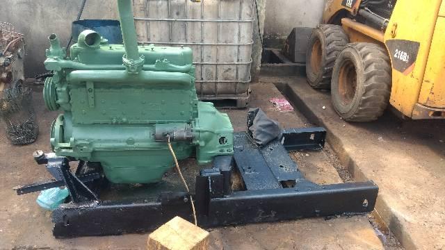 Motor Mercedes 352 - Foto 2