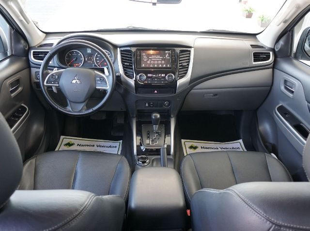 Mitsubishi L200 Triton Sport 2.4 DID-H HPE 4WD (Aut) 17/18 - Foto 10
