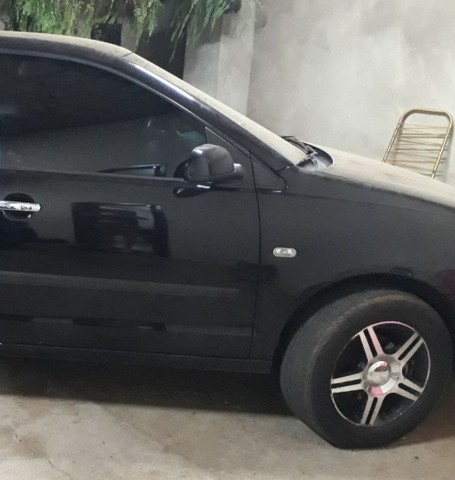 PÓLO SEDAN 2008 MODELO 2009