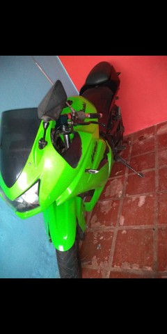 VENDO MOTO KAWASAKI NINJA 250 ANO 2010