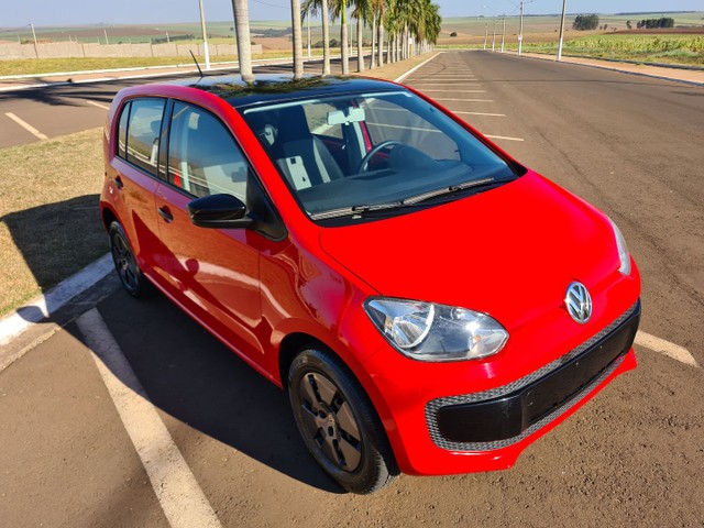 UP 1.0 ANO 2015 VW
