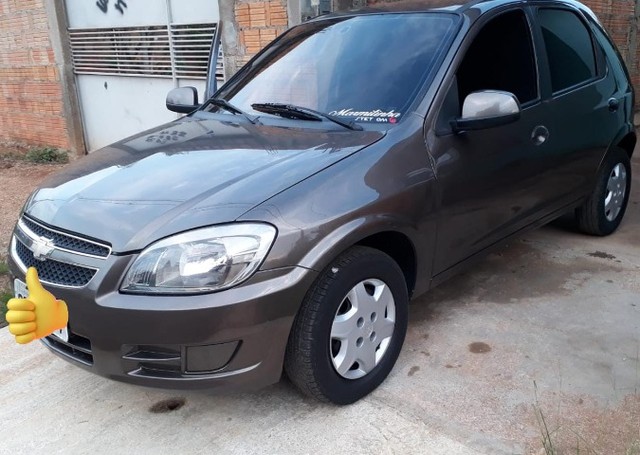 CELTA BEM CONSERVADO COMPLETO 2014