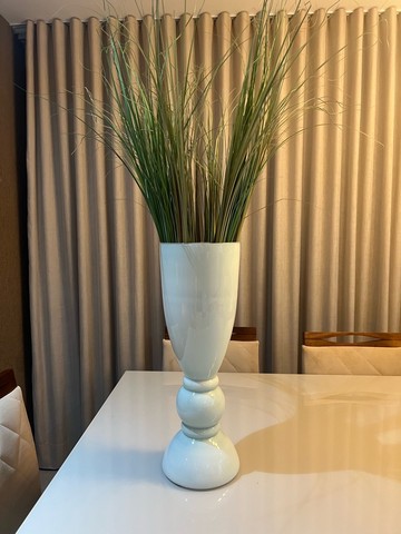 vaso com flor artificial para sala - Objetos de decoração - Esperança,  Londrina 1103715353 | OLX