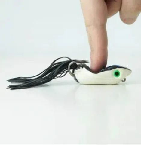 Isca Artificial (Frog) Curiosa / Pesca Brasil - Foto 3