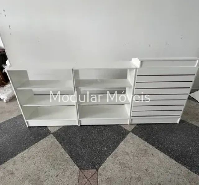 Balcão Caixa Canaletado + 2 Balcões Vitrine