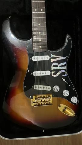 Fender Mexicana 1997 SRV customizada - Foto 2