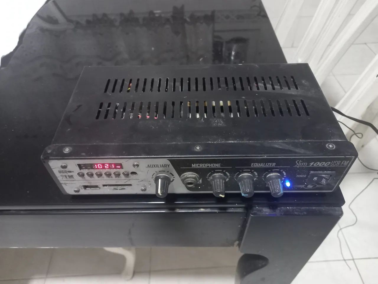 Amplificador som ambiente USB FM MIcrofone - Foto 2