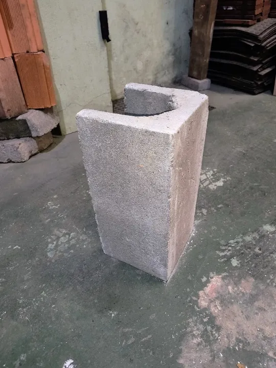 Bloco de Concreto Canaleta Estrutural 19x19x39