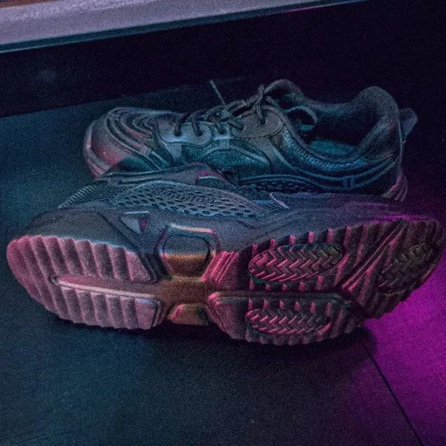 Tênis preto da Shein - NOVO - Foto 3