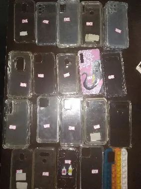 Capas de celular d luxo novas P varios modelos de Celulares,1600 peças,vendo troco. - Foto 3