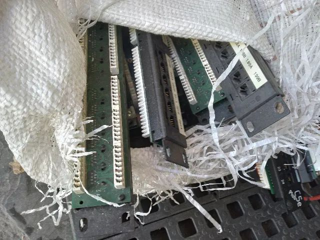 Patch panel CAt 5 e Cat 6,24 portas com cords de ate 6 metros,td Furukawa.Patch panel CAt - Foto 3