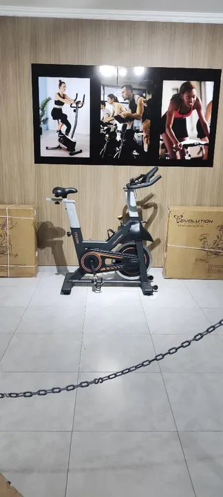 Bicicleta ergométrica Evolution Fitness - NOVAS