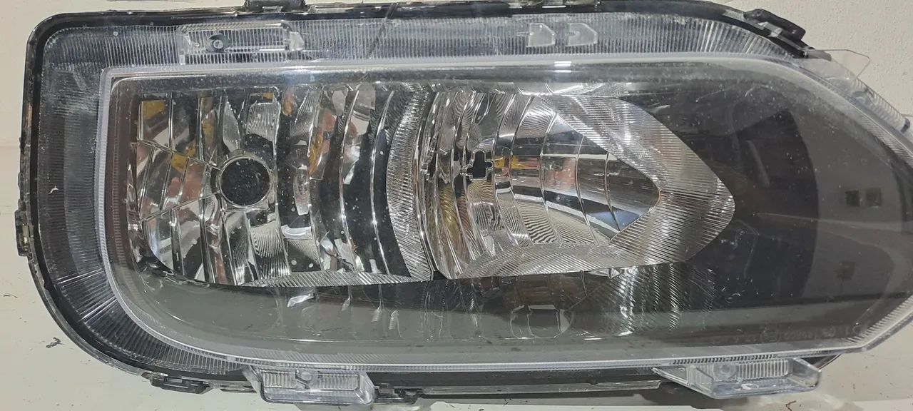 Farol Kwid 2022/2024 lado direito COM DETALHE  - Foto 4