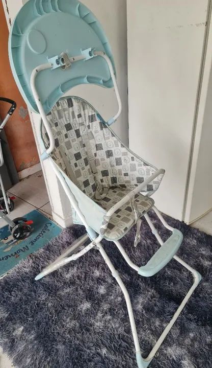 Cadeira Infantil de alimentação com Bandeja - Azul e Branco - Foto 2